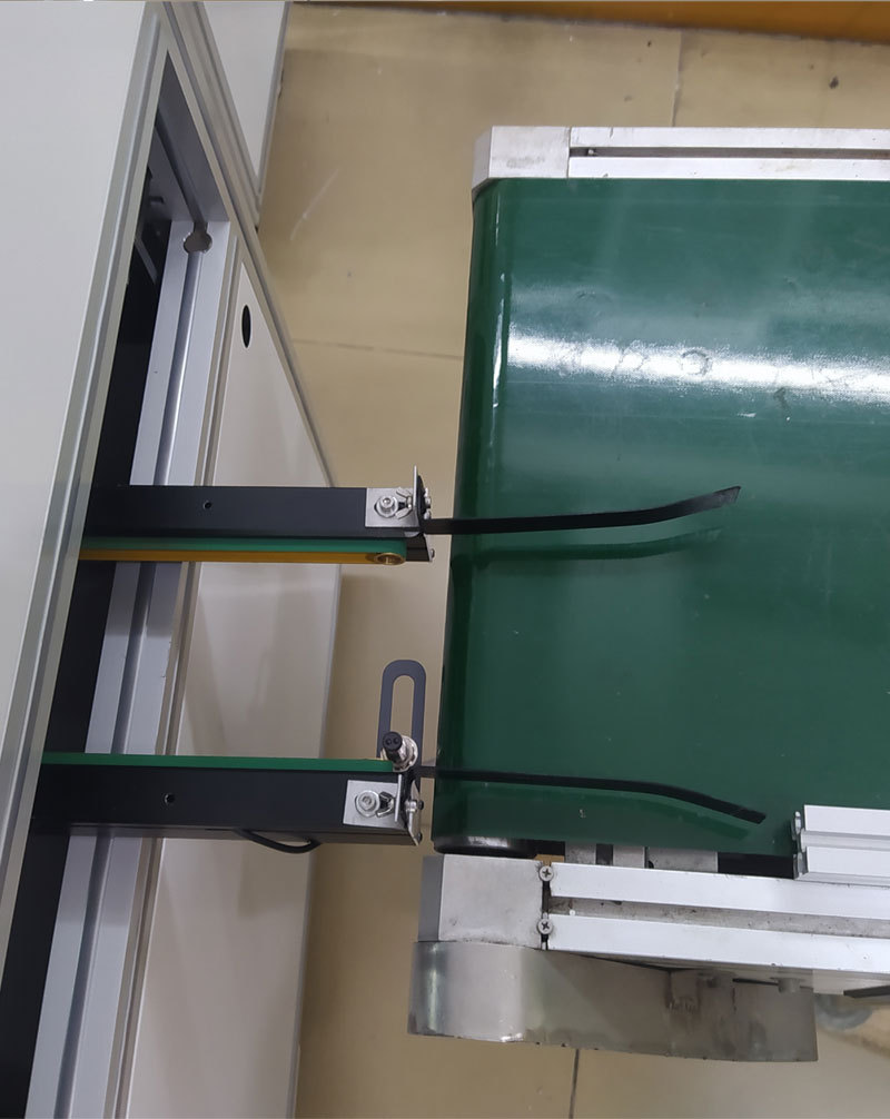 彩盒生產(chǎn)線(xiàn)對接CCD品檢機